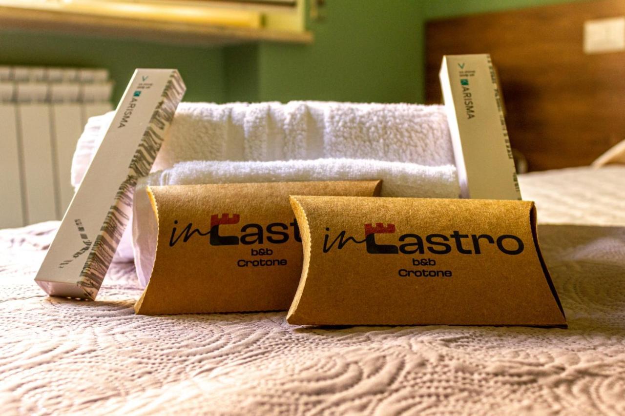 Incastro B&B In โครโตเน ภายนอก รูปภาพ