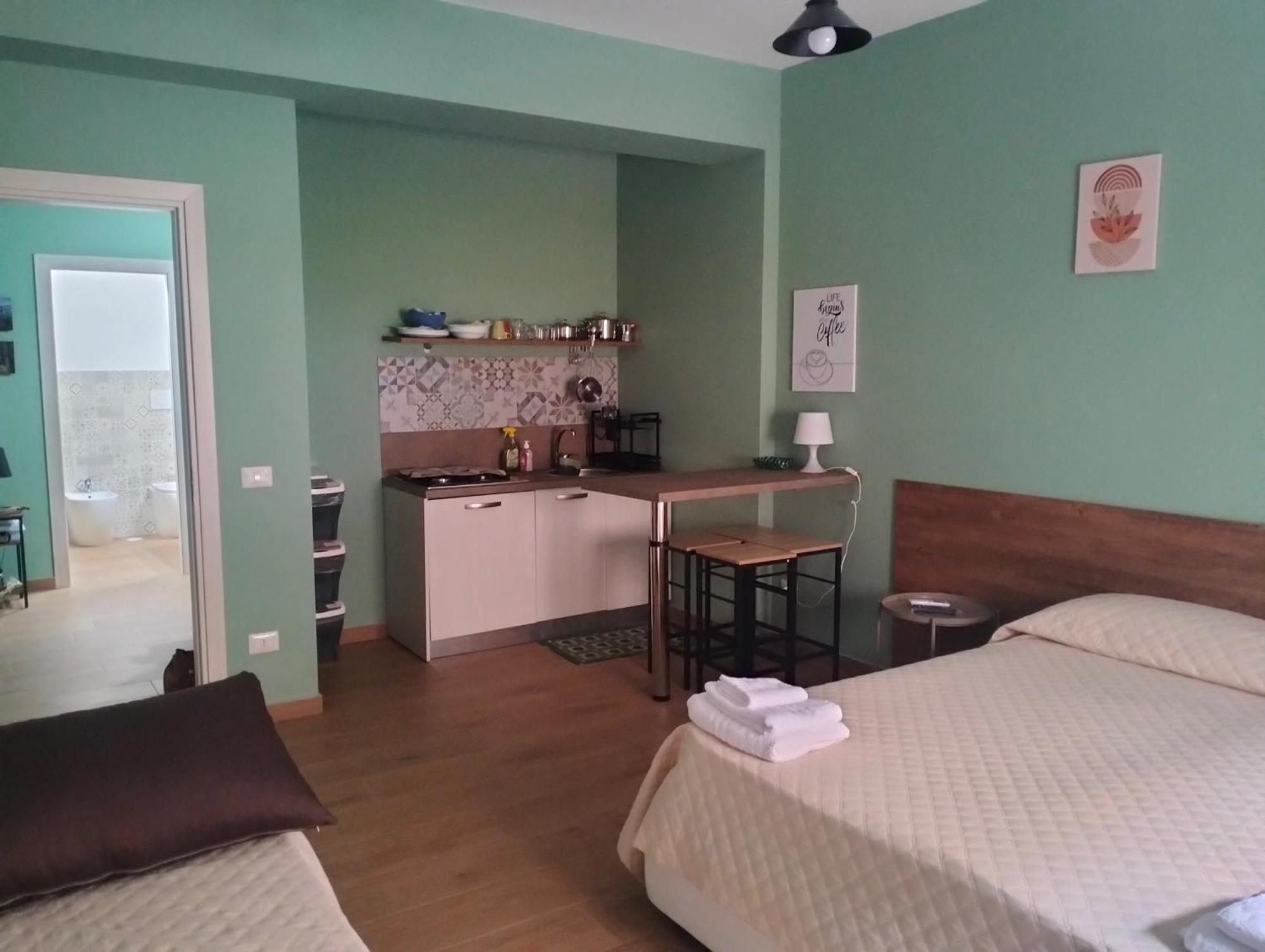 Incastro B&B In โครโตเน ภายนอก รูปภาพ